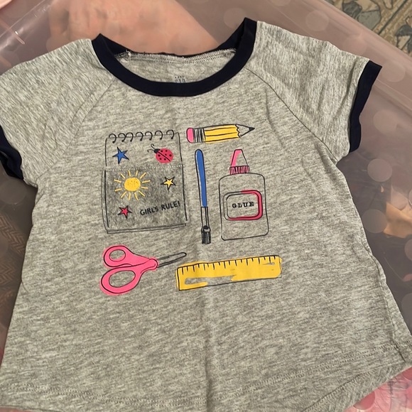 Size 2 Gap interactive back to school shirt - Picture 1 of 4